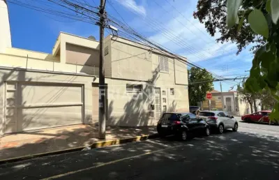 Casa residencial e comercial para alugar no centro, com excelente localização.