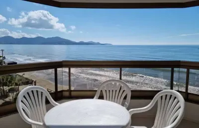 Exclusivo apartamento à beira-mar em meia praia, itapema/sc - um verdadeiro refúgio pé na areia!