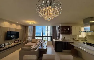 Apartamento à venda 3 suítes, 2 vagas, mobiliado e vista para o mar em itapema