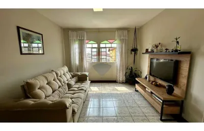 Duas casas à venda no mesmo lote bairro aparecida bh r$1.150.000,00 linda vista primeira casa  tem uma loja e duas vagas