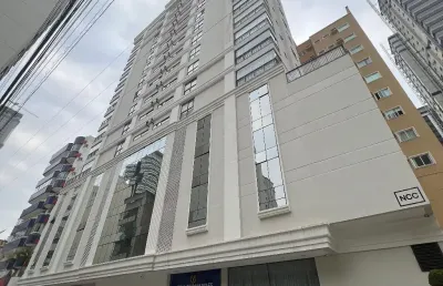 Apartamento com 3 quartos à venda na Rua 282, 223, Meia Praia, Itapema