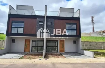 Sobrado triplex em condomínio 3 quartos xaxim 116m²