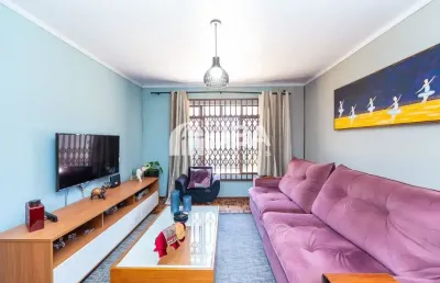 Linda casa térrea averbada em colombo com 205,00m², com 3 quartos sendo uma suíte