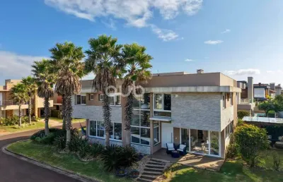 Sobrado à venda, 10 quartos, 8 suítes, 2 vagas, condomínio playa vista - xangri-lá/rs