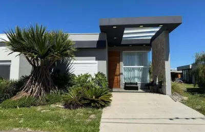 Casa à venda, 4 quartos, 4 suítes, 2 vagas, condomínio blue xangri-lá - xangri-lá/rs