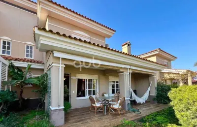 Sobrado à venda, 4 quartos, 2 suítes, 2 vagas, condomínio villas resort - xangri-lá/rs