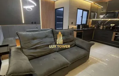Casa de 103m2 com 3 quartos sendo 1 suíte, móveis planejados e jacuzzi