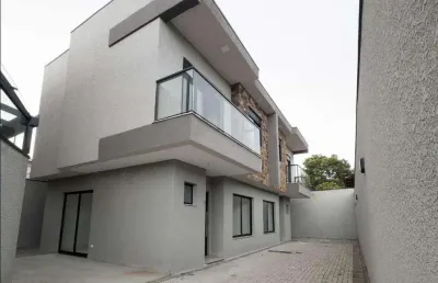 Sobrado à venda, xaxim, pronto para morar com acabamento de primeira linha