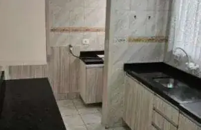 Apartamento bem iluminado e arejado com 2 dormitórios próximo ao hospital vitoria.