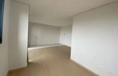 Apartamento com 2 dormitórios  1 sendo suíte , 2 vagas, no bairro cajuru