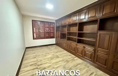 Casa com 4 quartos para alugar no Jardim Nova Yorque, Araçatuba 