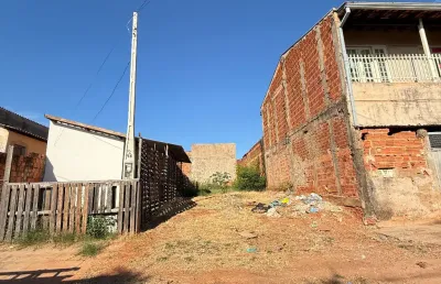 Terreno à venda na Rua Miguel Débia, 2, Pousada da Esperança I, Bauru