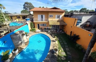 Casa com 4 quartos à venda no I.A.P.I., Osasco 