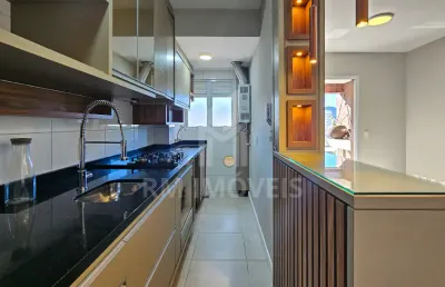 Apartamento de 2 dormitórios, sendo 1 suíte, com 1 vaga de garagem, vista panorâmica e sol da manhã!