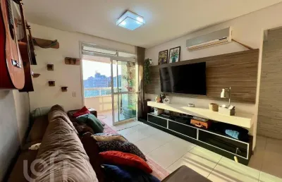 Apartamento mobiliado com suíte e 2 vagas + hobby box no itacorubi - 77m² de conforto e praticidade!