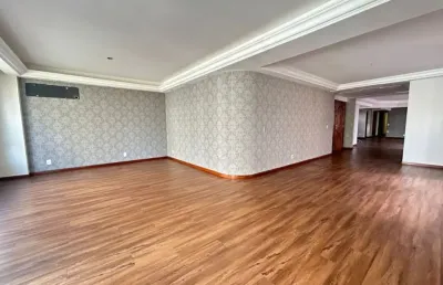 Apartamento de 3 dormitórios à venda no centro, em florianópolis.