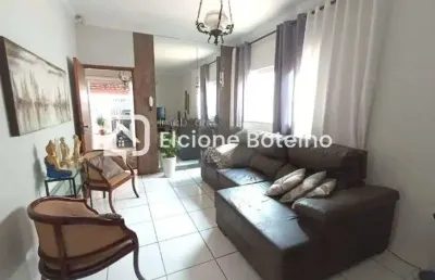 Casa para locação de aprox. 207 m², com 4 quartos, no bairro chacaras tubalina e quartel - mg
