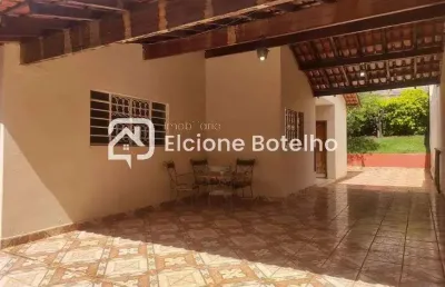 Casa para locação de aprox. 150 m², com 3 quartos, no bairro morada da colina - uberlândia - mg