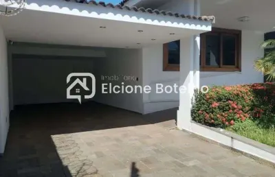 Casa comercial para locação de aprox. 280 m², com 4 salas, no bairro saraiva - uberlândia - mg