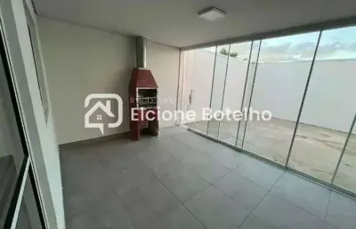 Casa para locação de aprox. 70 m², com 2 quartos, no bairro aclimação - uberlândia - mg