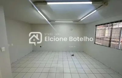 Casa comercial para locação de aprox. 120 m², com 5 salas, 3 banheiros, no centro - uberlândia - mg