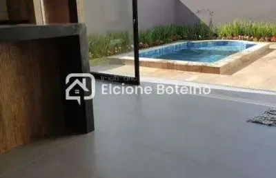 Casa para locação de aprox. 231 m², com 4 quartos, no bairro granja marileusa - uberlândia - mg
