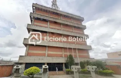 Prédio comercial para locação de aprox. 2250 m², com habite-se, no bairro brasil - uberlândia - mg
