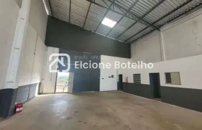 Galpão comercial para locação de aprox. 300 m², no bairro dona zulmira - uberlândia - mg