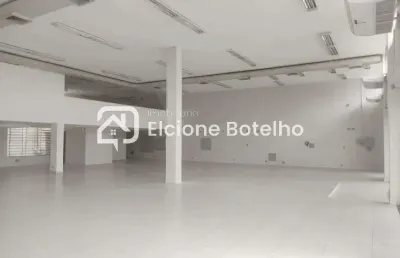 Loja comercial para locação de aprox. 560 m², no bairro nossa senhora aparecida - uberlândia - mg