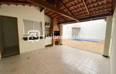 Casa para locação de aprox. 250 m², com 5 quartos, no bairro morada da colina - uberlândia - mg