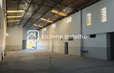 Barracão para locação de aprox. 476 m², no bairro presidente roosevelt - uberlândia - mg