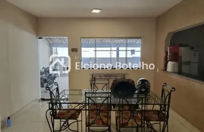 Casa para locação de aprox. 170 m², com 3 quartos, 1 suíte, no bairro santa mônica - uberlândia - mg