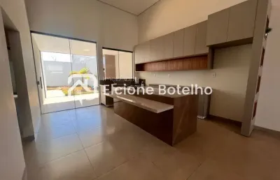Casa para locação de aprox. 130 m², com 3 quartos, no bairro jardim ipanema - uberlândia - mg