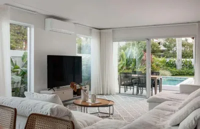 Casa para venda em florianópolis, jurere internacional, 5 dormitórios, 5 suítes, 6 banheiros, 2 vagas