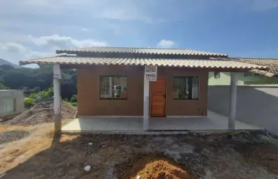 Casa com 2 quartos à venda na Avenida Nossa Senhora do Amparo, Jacaroá, Maricá
