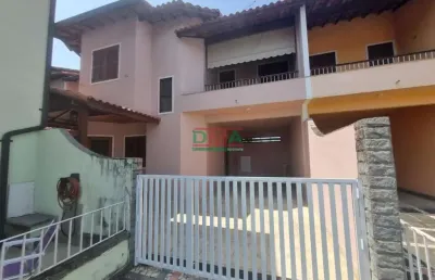 Casa de condomínio- locação - 3 quartos (1 suíte) - centro