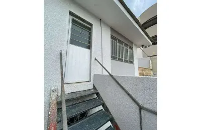 Casa com 2 quartos para alugar na Rua Miguel Couto, 14, Orfãs, Ponta Grossa