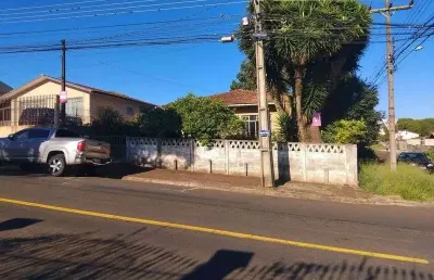 Casa com 3 quartos para alugar na Rua Leopoldo Froes, 515, Uvaranas, Ponta Grossa
