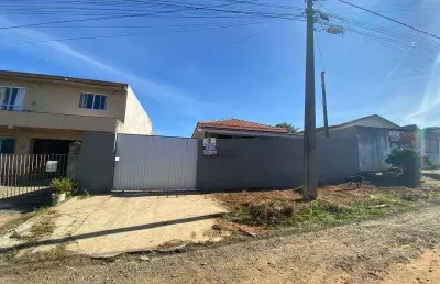 Casa para alugar na Rua Leocádia Slonik, 29, Neves, Ponta Grossa