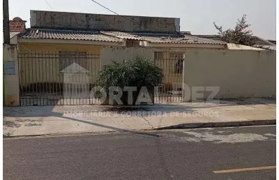Ponto comercial para alugar na Rua Ary Lievore, 312, Contorno, Ponta Grossa