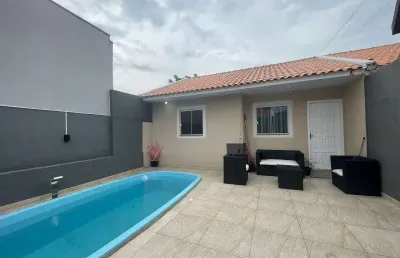 Casa com 2 quartos para alugar na Rua Décio Vergani, 1625, Uvaranas, Ponta Grossa