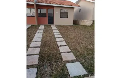 Casa com 2 quartos para alugar na Rua Arno Wolf, Colônia Dona LuÍza, Ponta Grossa
