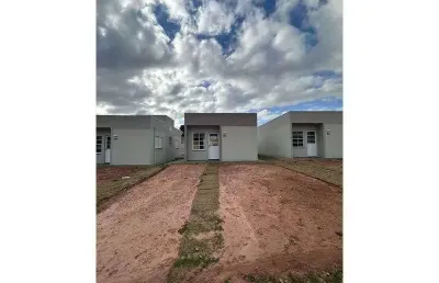 Casa com 2 quartos para alugar na Rua Ronaldo Piekorski, Neves, Ponta Grossa