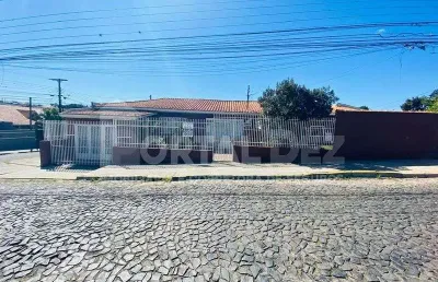 Casa para alugar na Rua Sabáudia, Boa Vista, Ponta Grossa