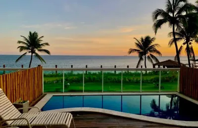Apartamento garden com jardim e piscina privativa | costa espanha - quarto e sala mobiliado