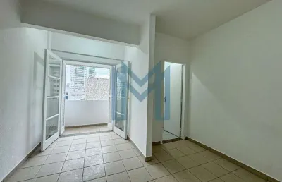 Sala living com varanda para alugar, 41 m² por r$ 1.800,00 - aparecida - santos/sp