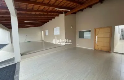 Casa proximo ao patio sabiá, disponível para locação, bairro tibery em uberlândia-mg