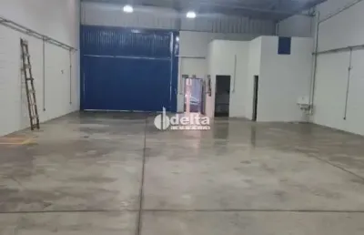Galpão disponível para locação e venda no bairro dona zulmira em uberlândia-mg.