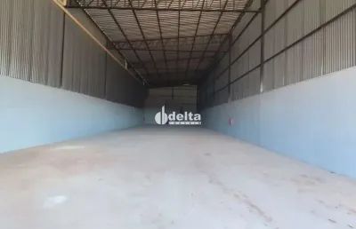 Galpão disponível para locação no bairro centro empresarial leste em uberlândia-mg