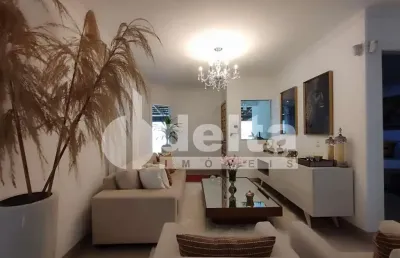 Casa residencial disponível para locação e venda no bairro jardim europa em uberlândia-mg